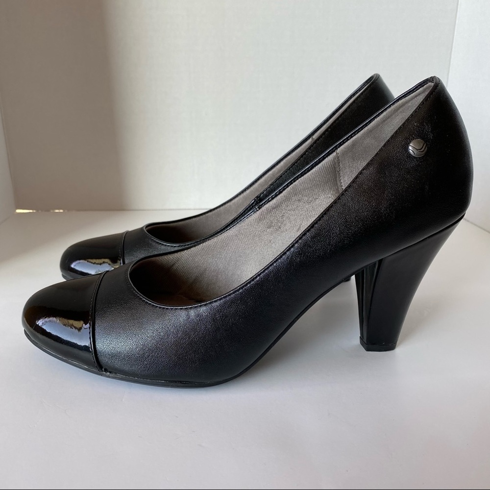 Life Stride FLEX Women's Black Pumps "Bright" Size 8.5W